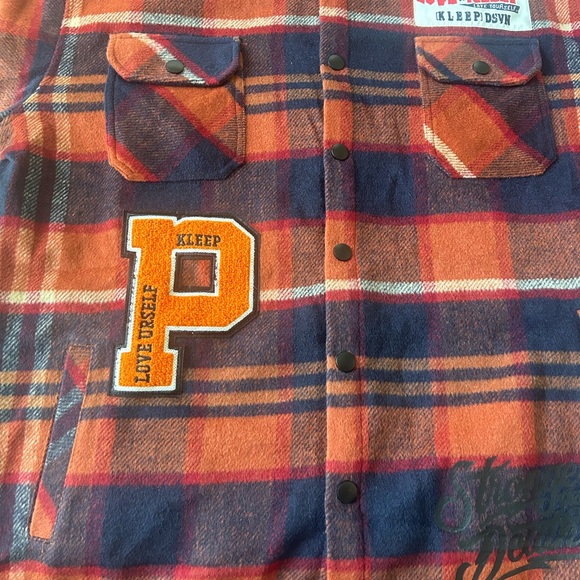 Love to Kleep Jacket brought and was bigger than expected. Fair offers only - Picture 4 of 6